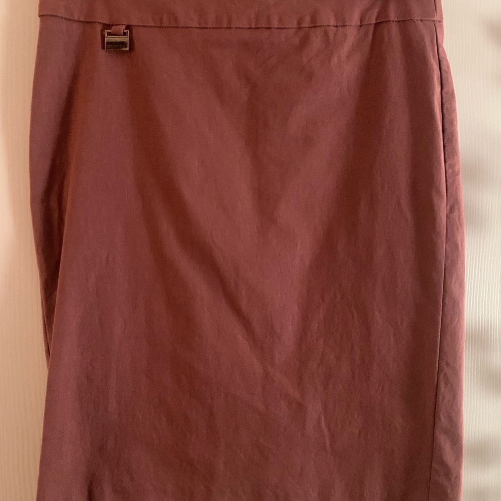 Pink pencil skirt